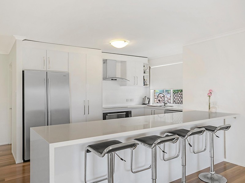 1 Nightingale Court, Highland Park QLD 4211