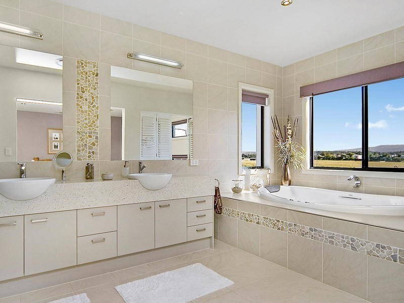 20 North Bank Court, Helensvale QLD 4212