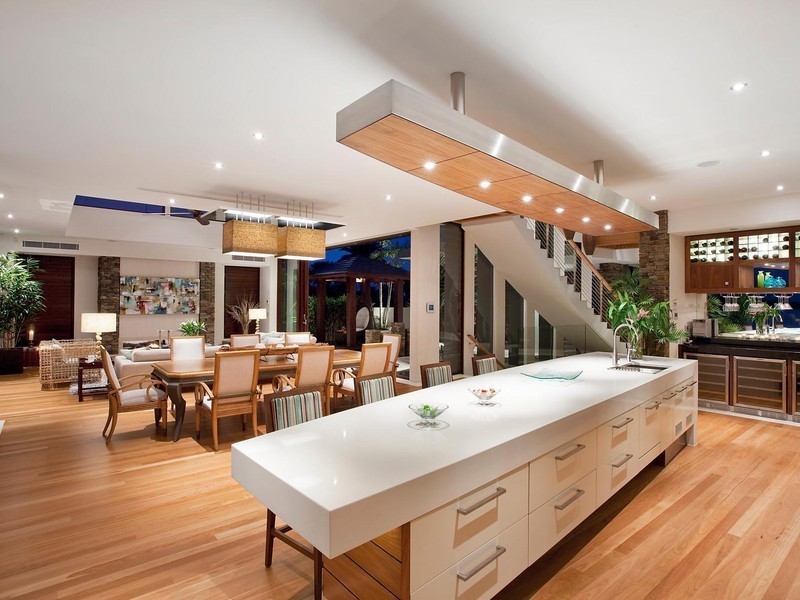 7 Knightsbridge Parade West, Sovereign Islands QLD 4216