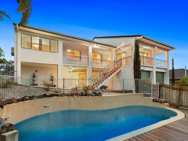 32 Numeralla Avenue, Ashmore QLD 4214