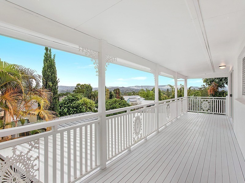 32 Numeralla Avenue, Ashmore QLD 4214