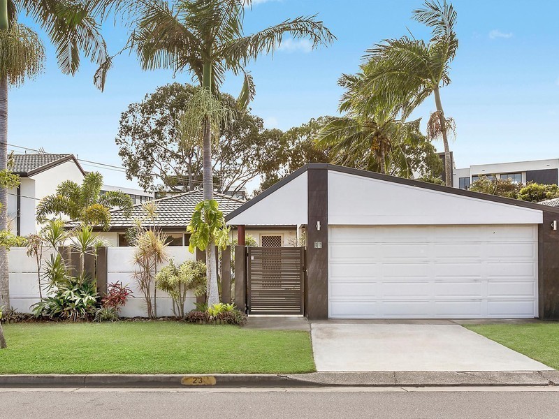 23 Killowill Avenue, Paradise Point QLD 4216