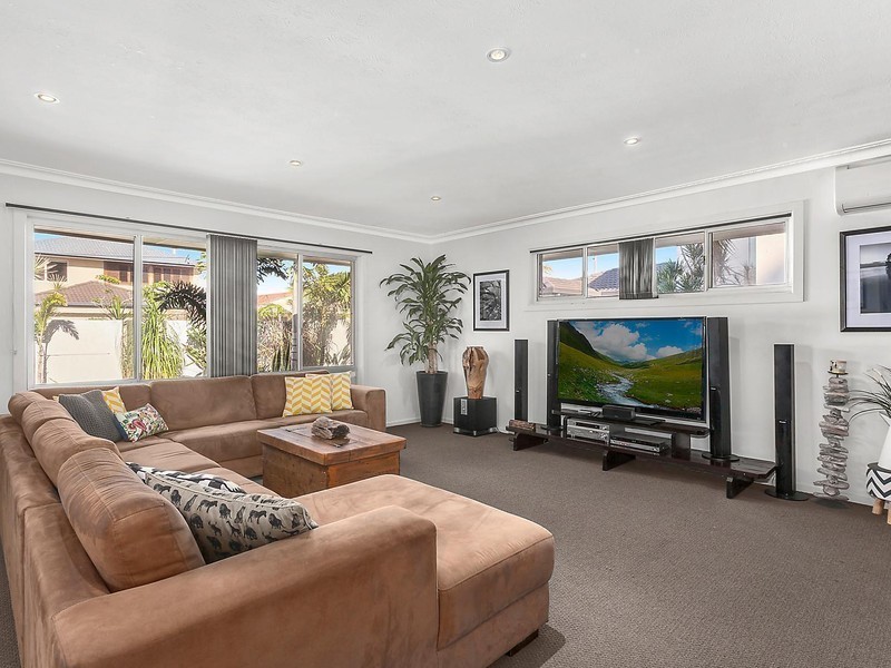 23 Killowill Avenue, Paradise Point QLD 4216