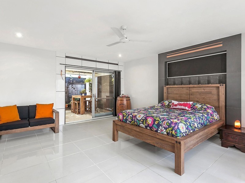 23 Killowill Avenue, Paradise Point QLD 4216