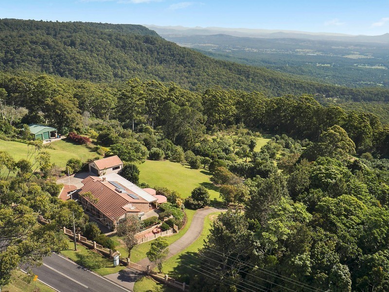 228-230 Macdonnell Road, Tamborine Mountain QLD 4272
