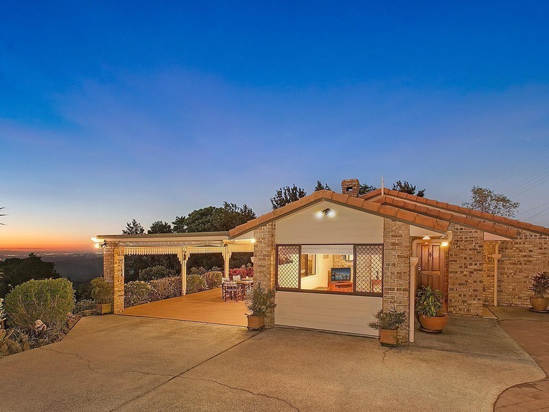 228-230 Macdonnell Road, Tamborine Mountain QLD 4272