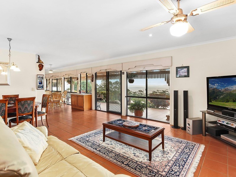 228-230 Macdonnell Road, Tamborine Mountain QLD 4272