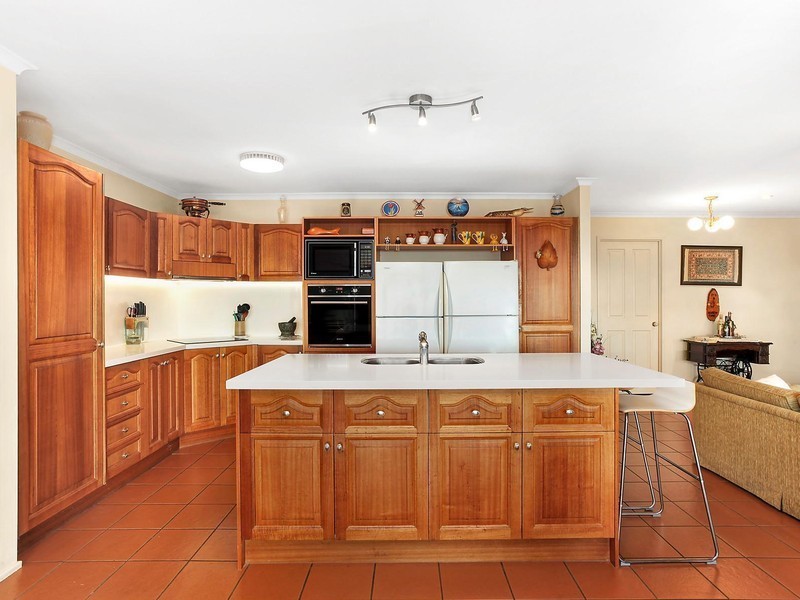 228-230 Macdonnell Road, Tamborine Mountain QLD 4272
