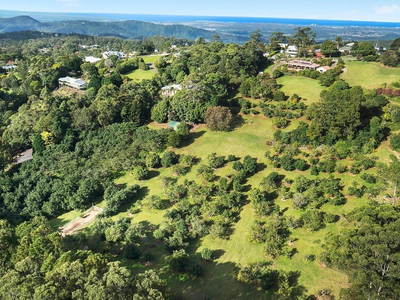 228-230 Macdonnell Road, Tamborine Mountain QLD 4272