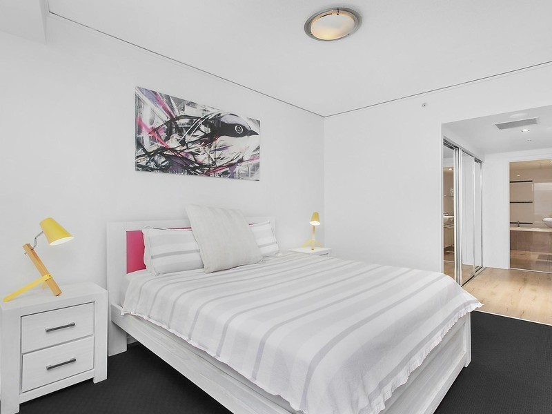 2104/22 Surf Parade, Broadbeach QLD 4218