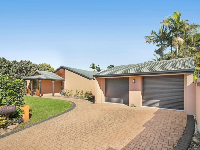 15 Portobello Drive, Mermaid Waters QLD 4218