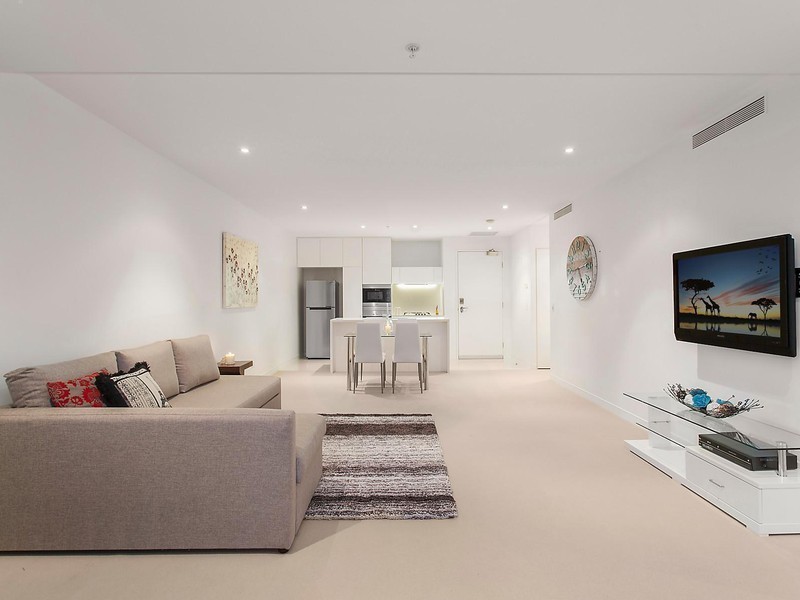 2006/1 Oracle Boulevard, Broadbeach QLD 4218