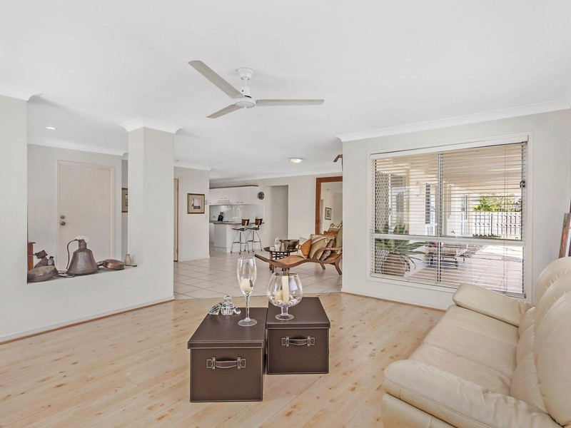 1 Daintree Drive, Parkwood QLD 4214