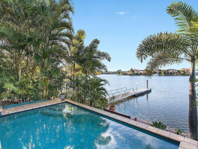 524 Oyster Cove Promenade, Helensvale QLD 4212