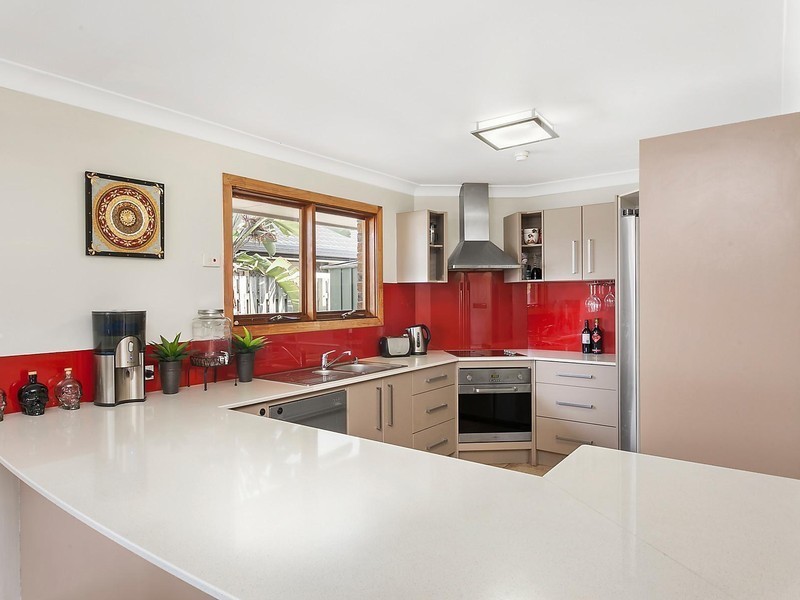 1 Southerly Street, Mermaid Waters QLD 4218