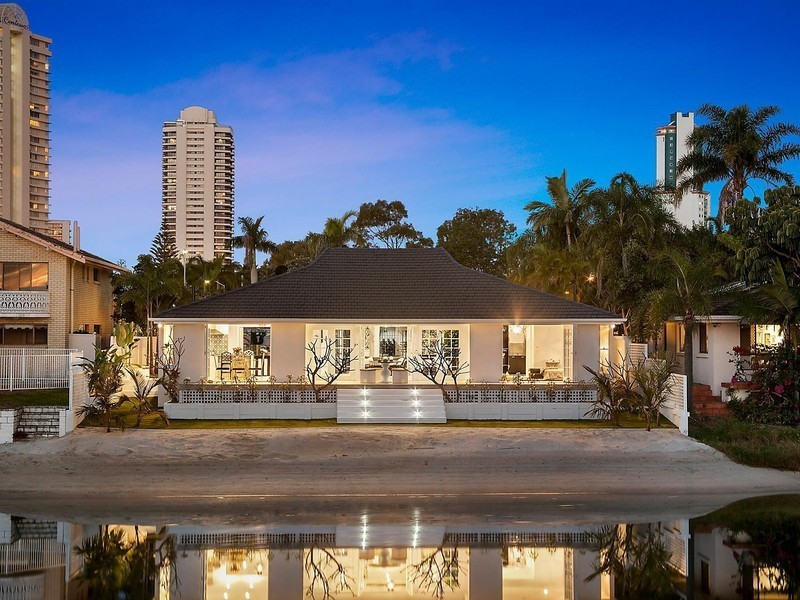 6 Viking Court, Paradise Waters QLD 4217