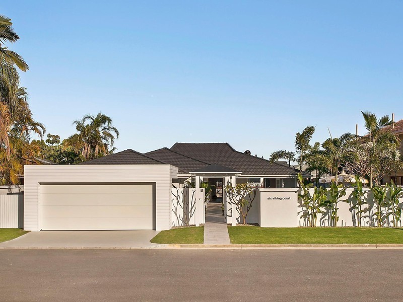 6 Viking Court, Paradise Waters QLD 4217