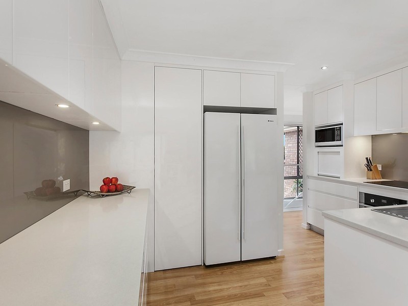 13 Wentworth Avenue, Molendinar QLD 4214