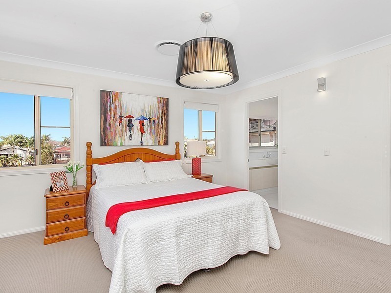 492 Oxley Drive, Runaway Bay QLD 4216