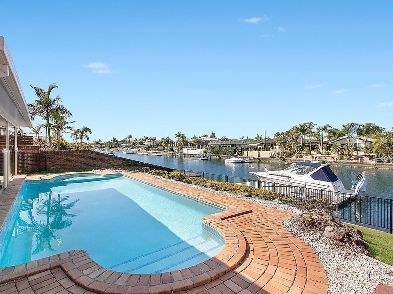 492 Oxley Drive, Runaway Bay QLD 4216