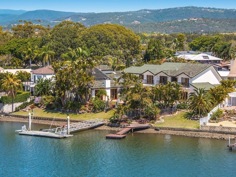 6-8 Fitzwilliam Street, Carrara QLD 4211