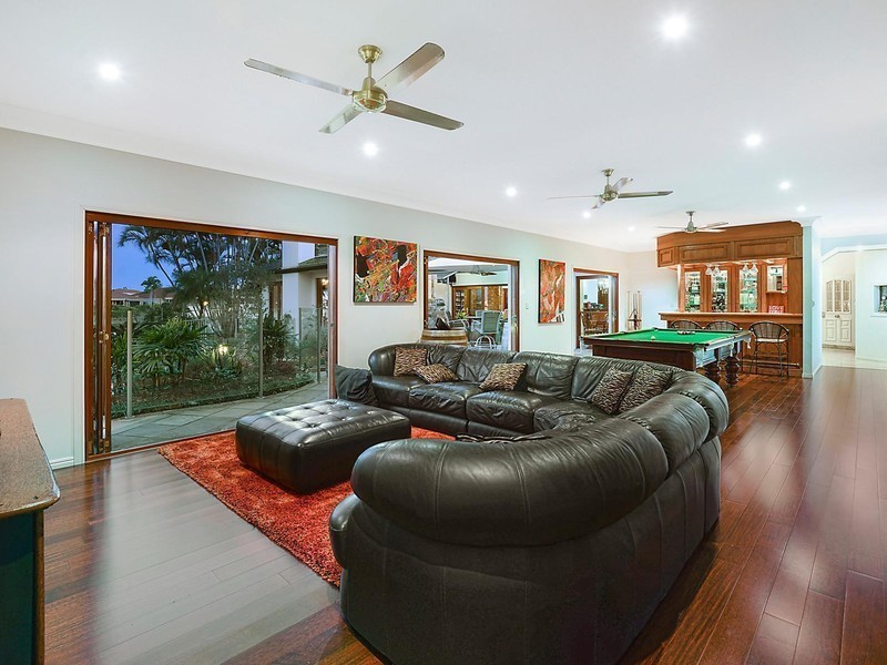 6-8 Fitzwilliam Street, Carrara QLD 4211
