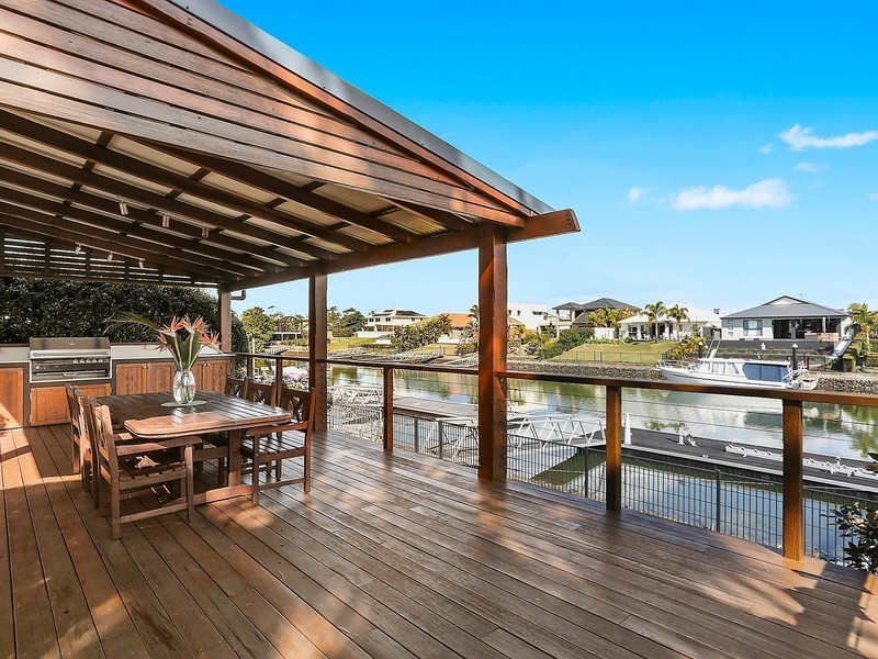14 North Bank Court, Helensvale QLD 4212