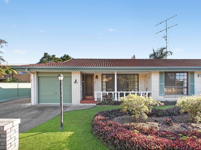 1/42 Duet Drive, Mermaid Waters QLD 4218