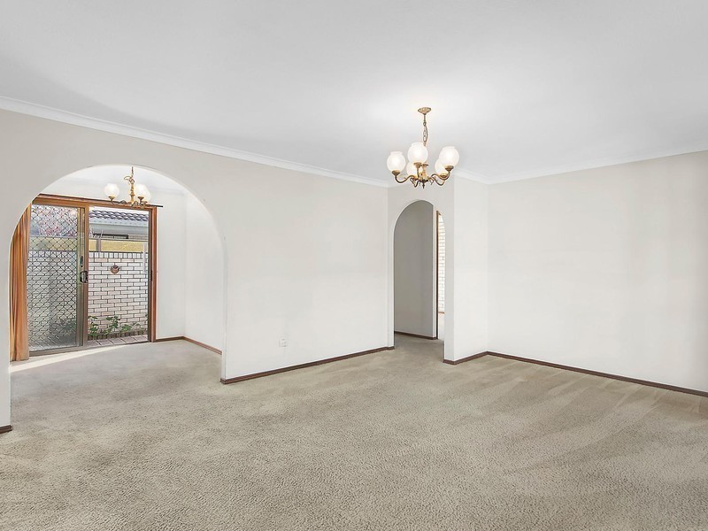 1/42 Duet Drive, Mermaid Waters QLD 4218