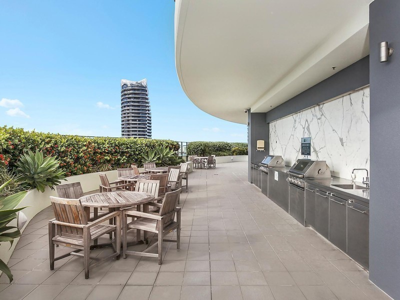 1904/89 Surf Parade, Broadbeach QLD 4218