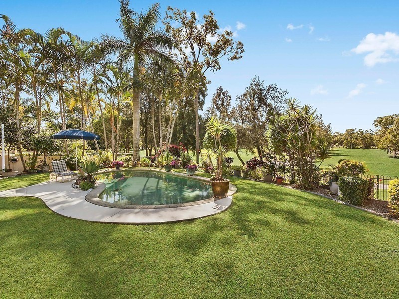 55 Chichester Drive, Arundel QLD 4214