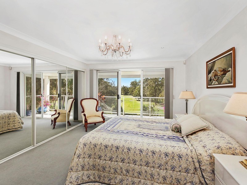 55 Chichester Drive, Arundel QLD 4214