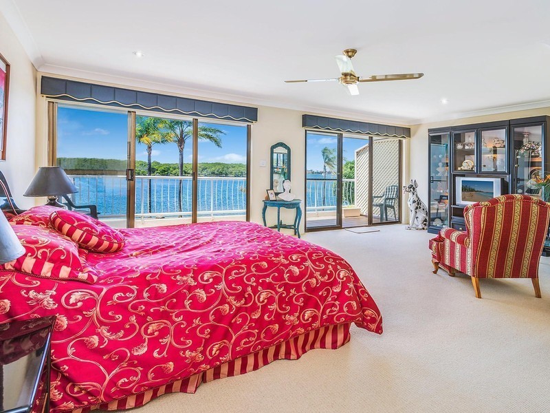 16/81 Boykambil Esplanade, Hope Island QLD 4212