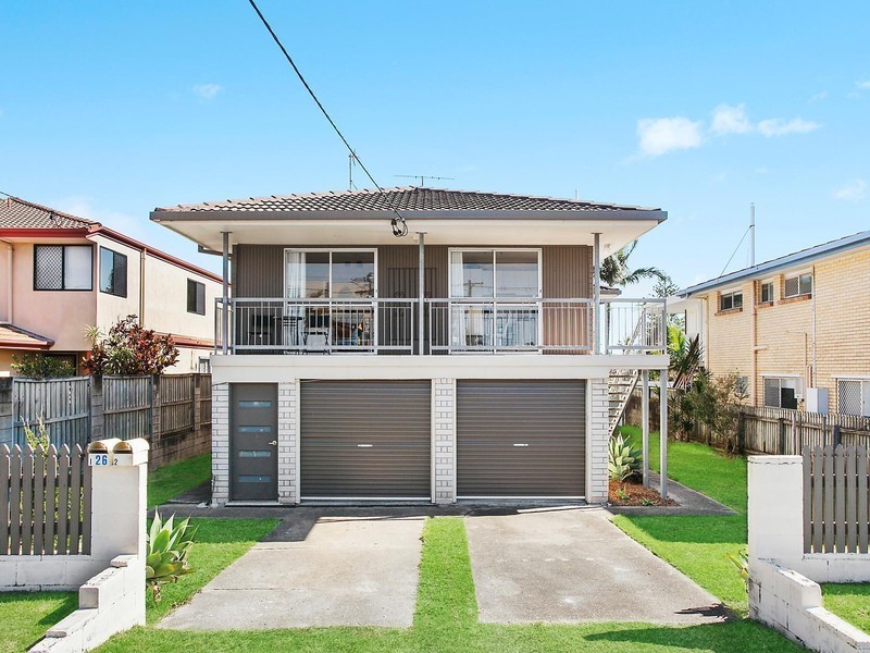 26 Dolphin Avenue, Mermaid Beach QLD 4218