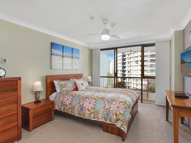 902/3544 Main Beach Parade, Main Beach QLD 4217