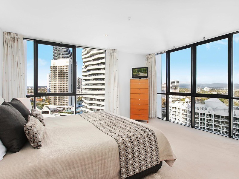 1404/17 Albert Avenue, Broadbeach QLD 4218