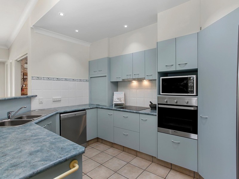 36 Clarence Drive, Helensvale QLD 4212