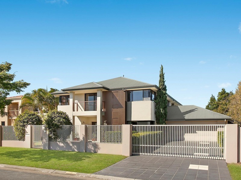 3 Leopard Tree Place, Molendinar QLD 4214