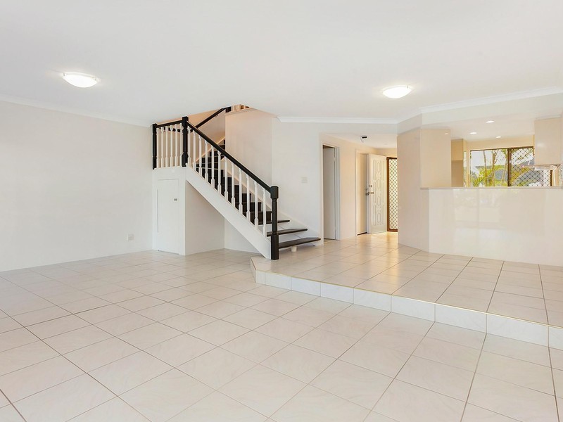 28/81 Boykambil Esplanade, Hope Island QLD 4212