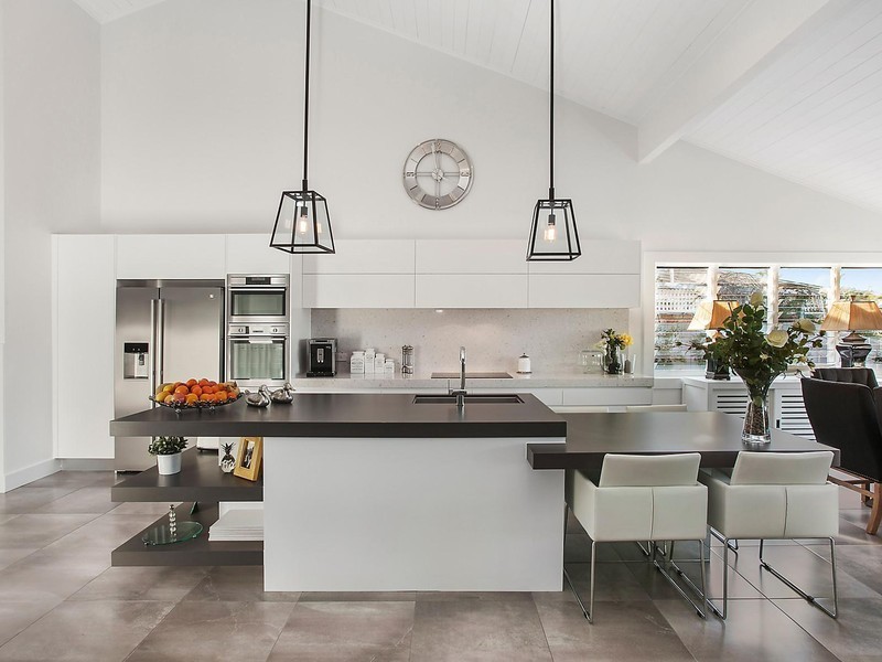 23 Pebble Beach Drive, Runaway Bay QLD 4216