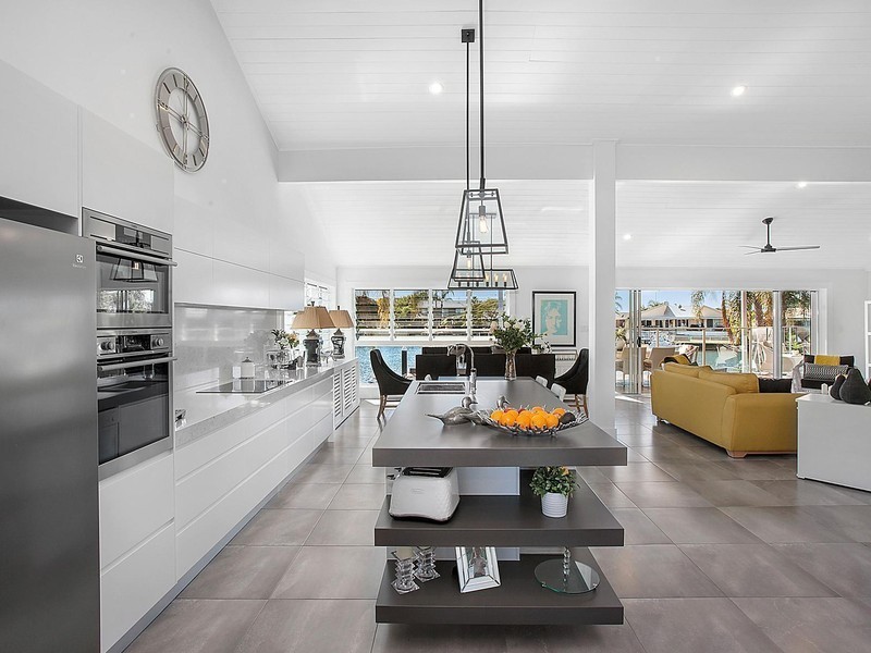 23 Pebble Beach Drive, Runaway Bay QLD 4216