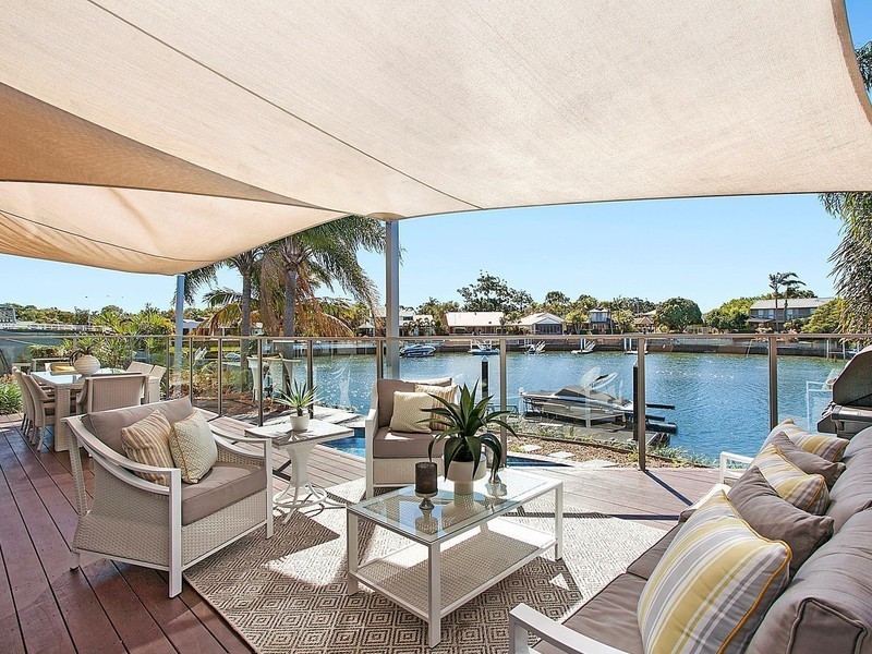 23 Pebble Beach Drive, Runaway Bay QLD 4216