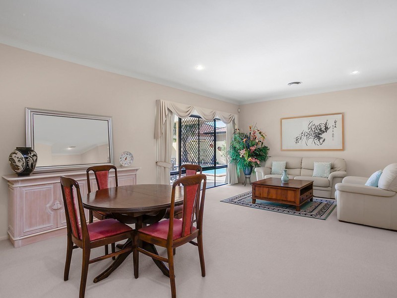 11 Jaeger Way, Benowa Waters QLD 4217
