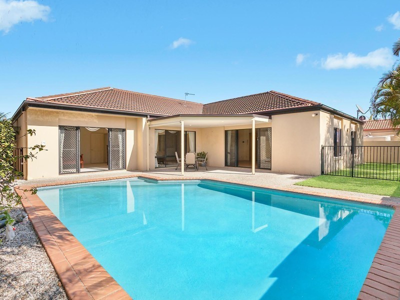 11 Jaeger Way, Benowa Waters QLD 4217