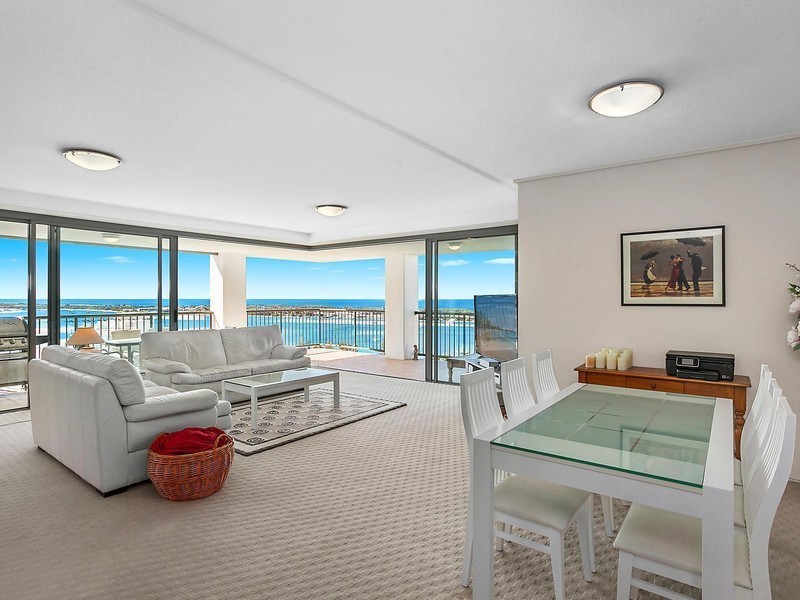 243/105 Scarborough Street, Southport QLD 4215