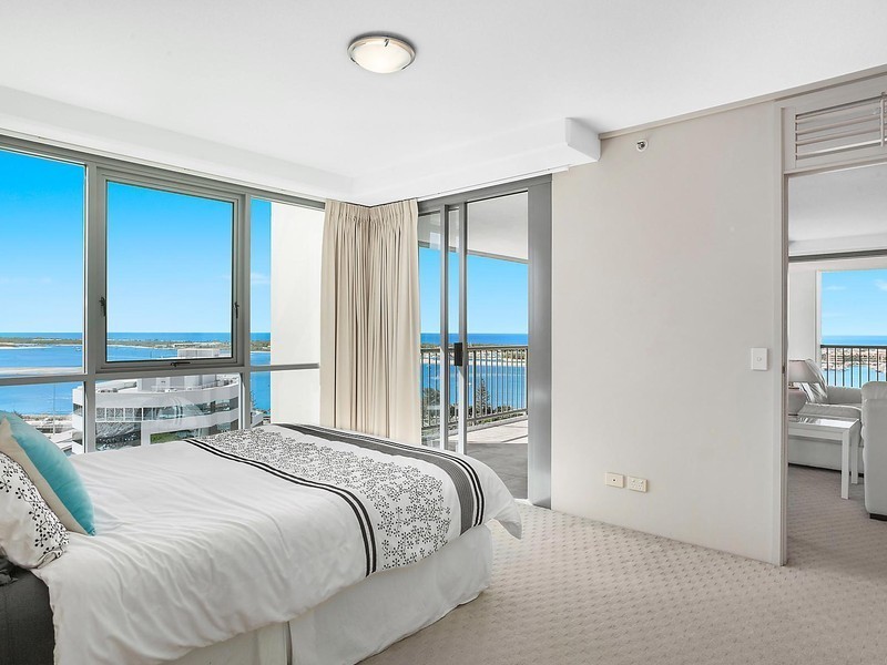 243/105 Scarborough Street, Southport QLD 4215