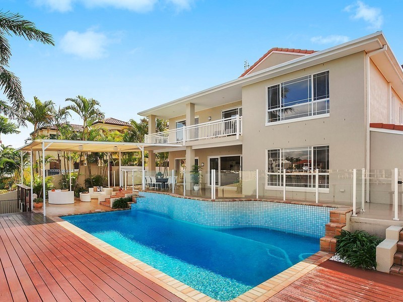 36 Montevideo Drive, Clear Island Waters QLD 4226