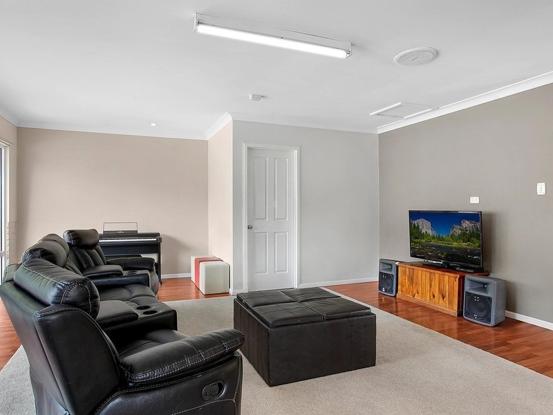 3 Winslow Court, Oxenford QLD 4210