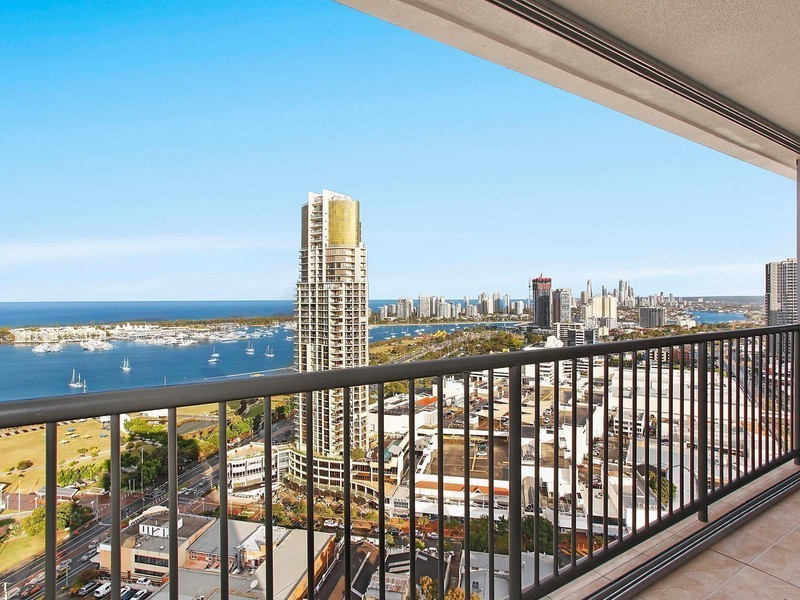 292/105 Scarborough Street, Southport QLD 4215