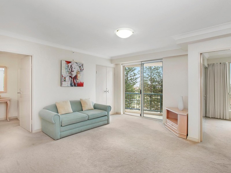 80/100 Old Burleigh Road, Broadbeach QLD 4218